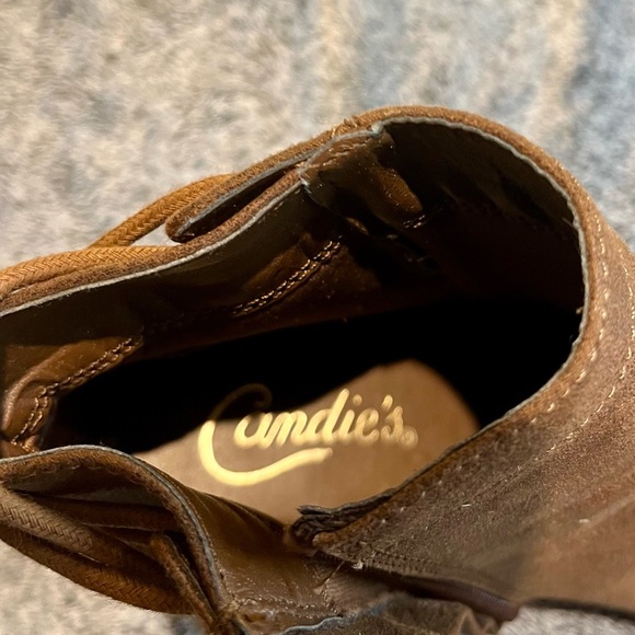 Candie's Brown Ankle Boots with Chunky Heel - Picture 3 of 7